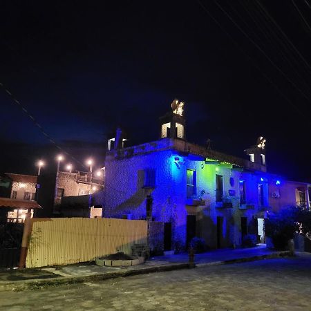 Hostal Casa De Las Gargolas Amapala エクステリア 写真