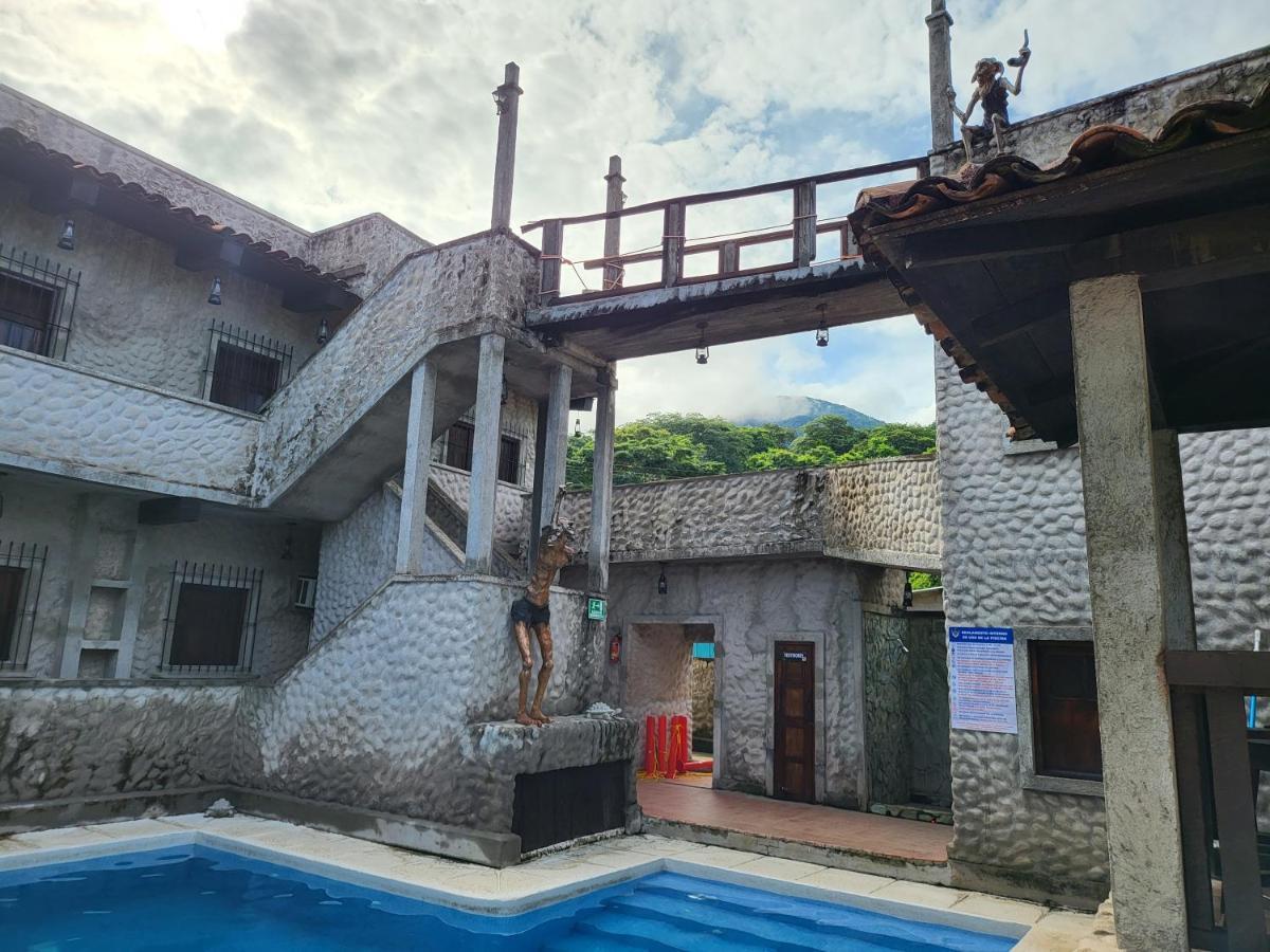 Hostal Casa De Las Gargolas Amapala エクステリア 写真