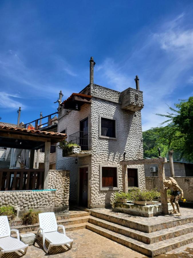 Hostal Casa De Las Gargolas Amapala エクステリア 写真