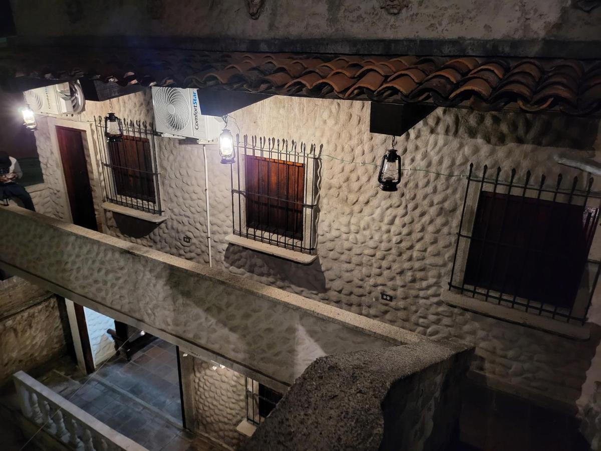 Hostal Casa De Las Gargolas Amapala エクステリア 写真
