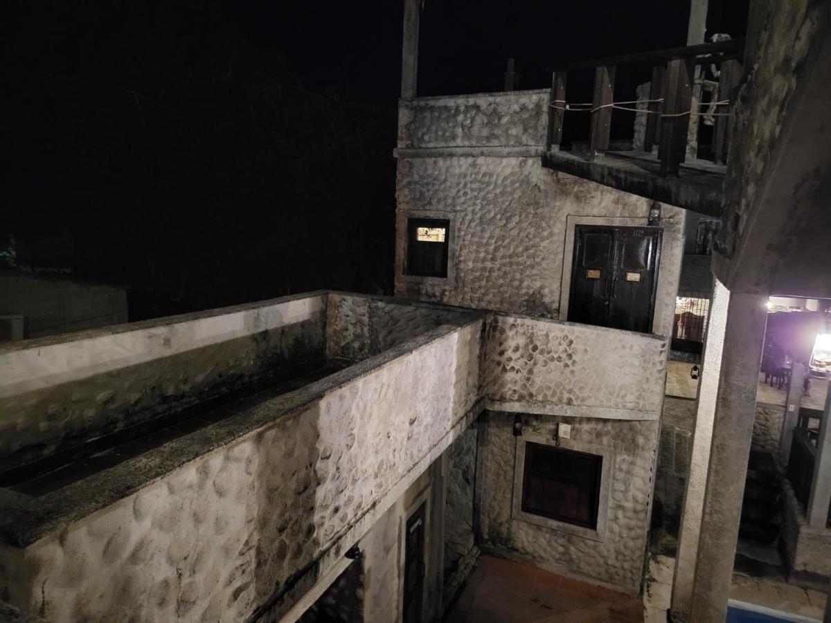 Hostal Casa De Las Gargolas Amapala エクステリア 写真