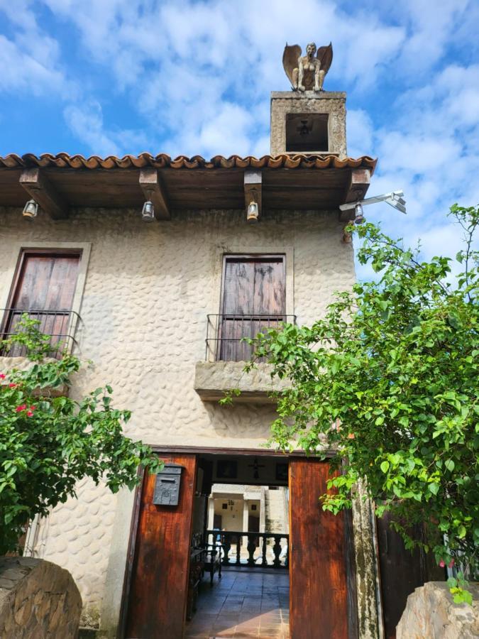 Hostal Casa De Las Gargolas Amapala エクステリア 写真