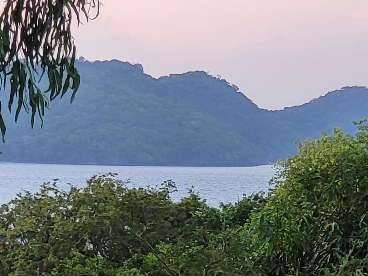 Hostal Casa De Las Gargolas Amapala エクステリア 写真